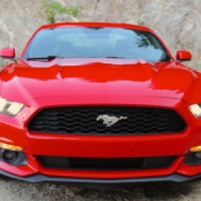 2015-Mustang-EcoBoost-Static-Angeles-Hwy-004